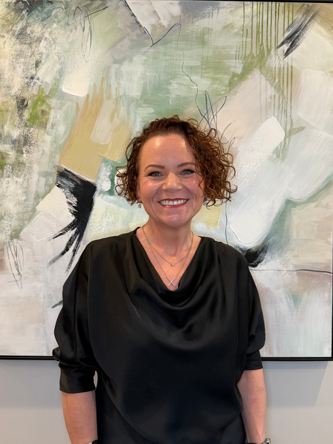 Photo of Amanda Valdez Front Office Manager